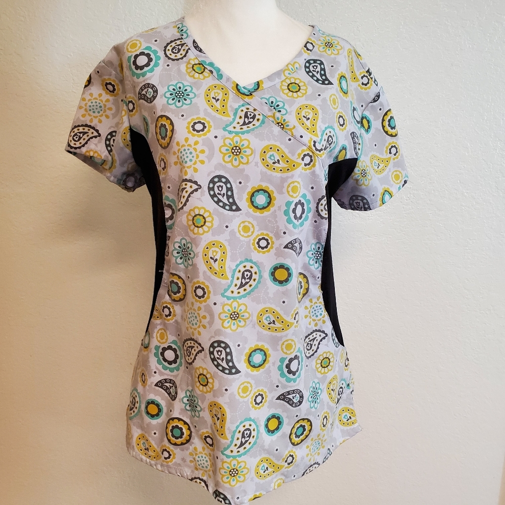 Divine Paisley Print Scrub Top by JDM Size S